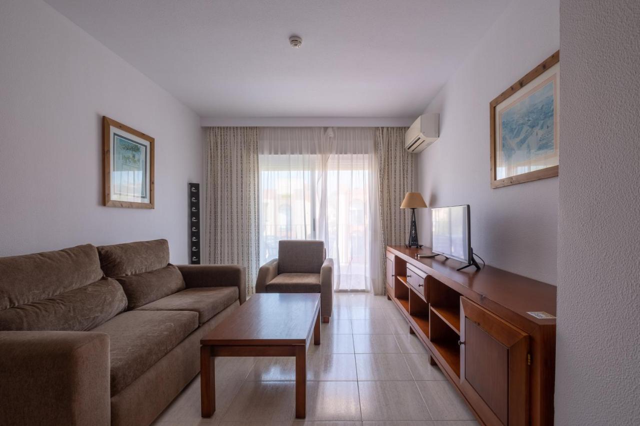 Aparthotel Las Dunas Chiclana de la Frontera Εξωτερικό φωτογραφία