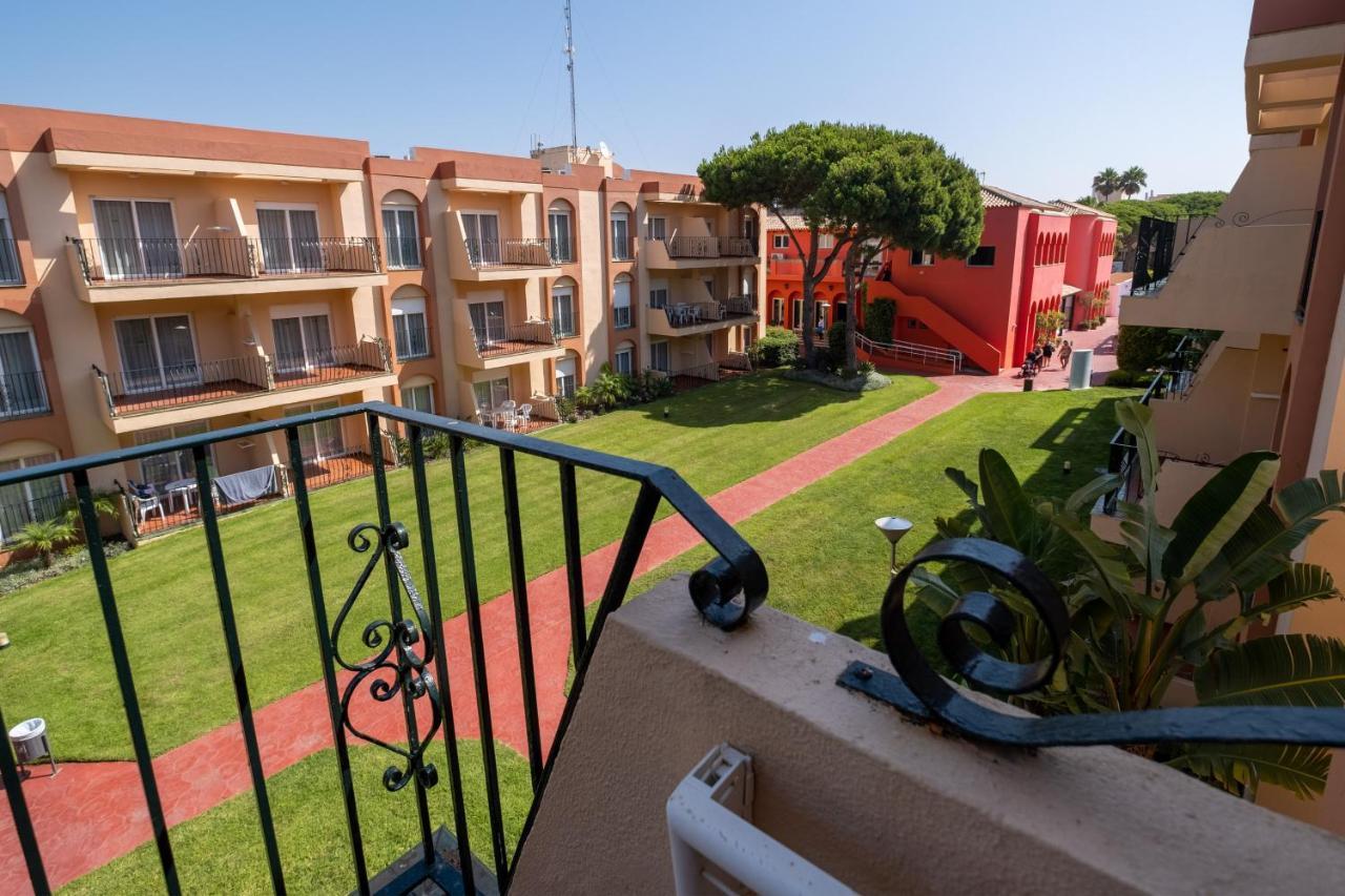 Aparthotel Las Dunas Chiclana de la Frontera Εξωτερικό φωτογραφία