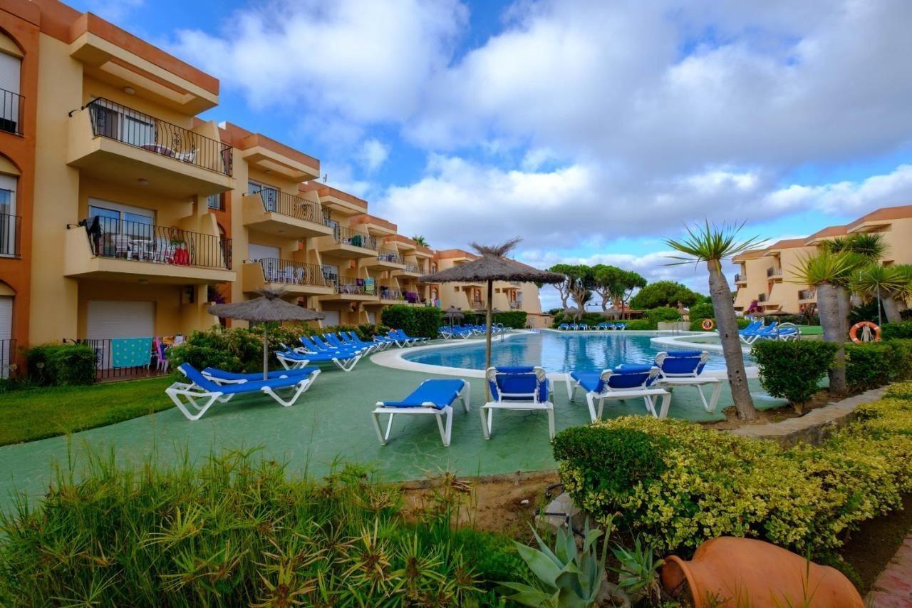 Aparthotel Las Dunas Chiclana de la Frontera Εξωτερικό φωτογραφία