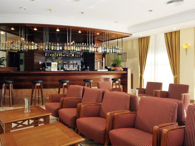 Aparthotel Las Dunas Chiclana de la Frontera Εξωτερικό φωτογραφία