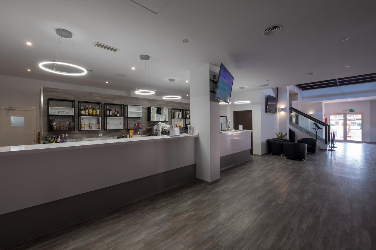 Aparthotel Las Dunas Chiclana de la Frontera Εξωτερικό φωτογραφία