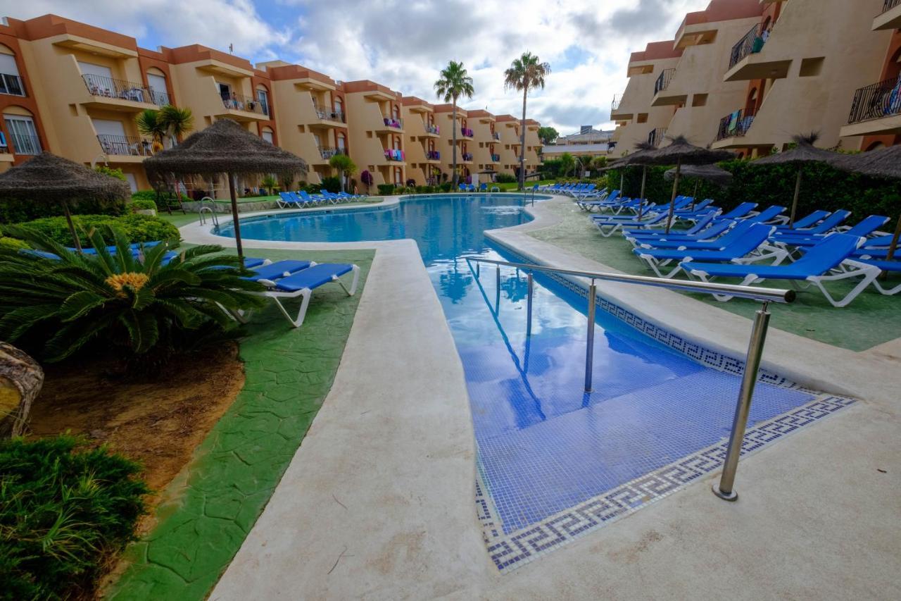 Aparthotel Las Dunas Chiclana de la Frontera Εξωτερικό φωτογραφία